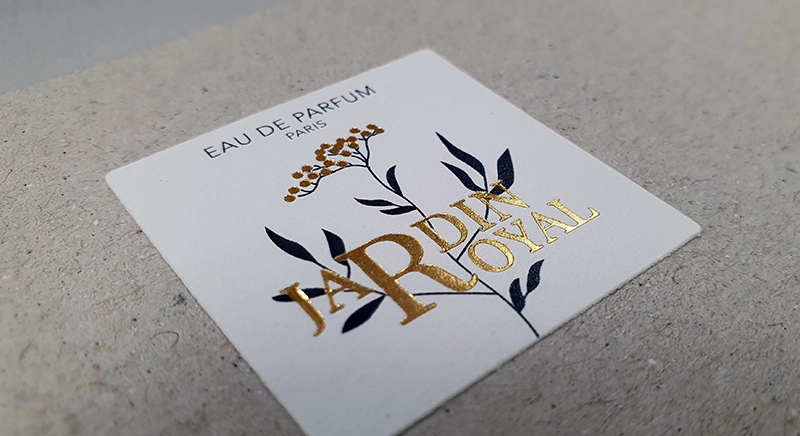 étiquette papier avec or à chaud